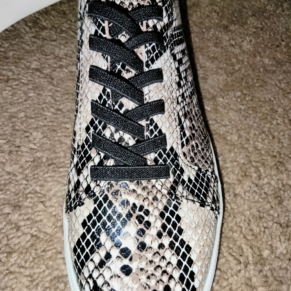 Cushionaire (Size 8m) Multicolored Snake Print "R… - image 6